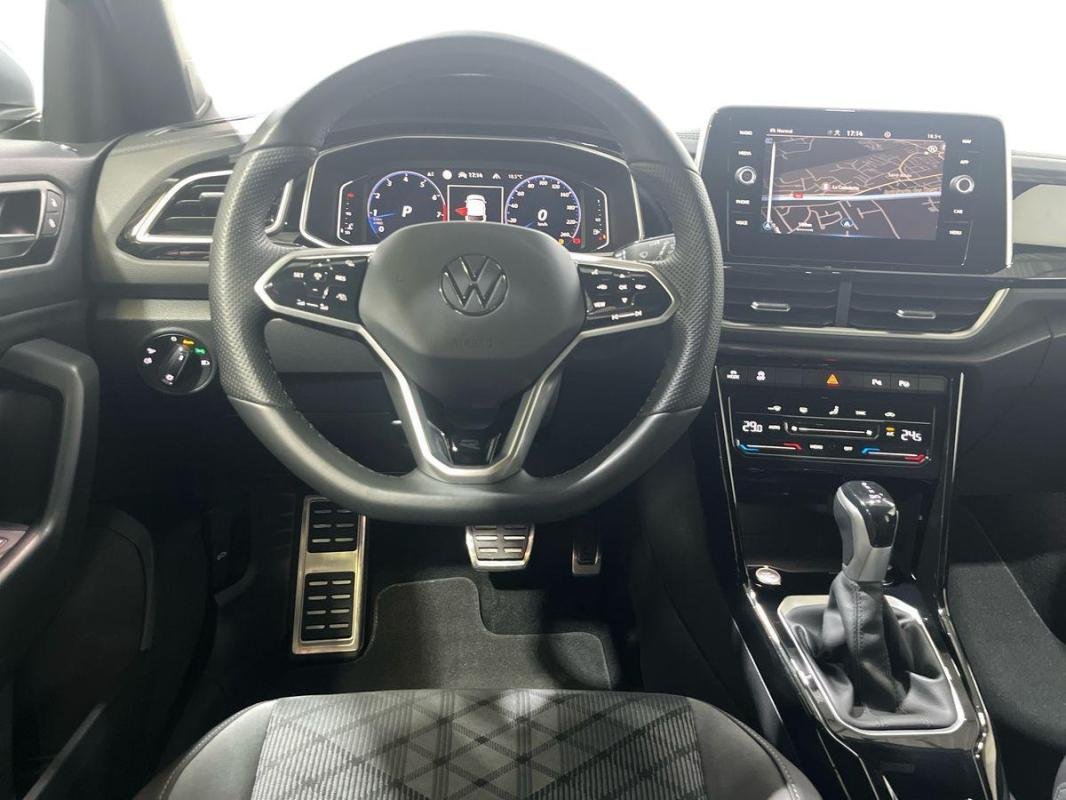 Volkswagen T-Roc - Photo 24