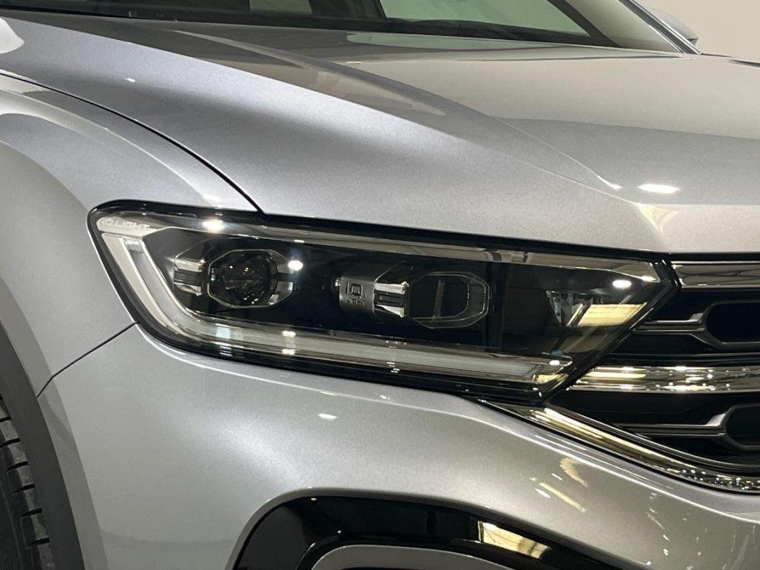 Volkswagen T-Roc - Photo 25