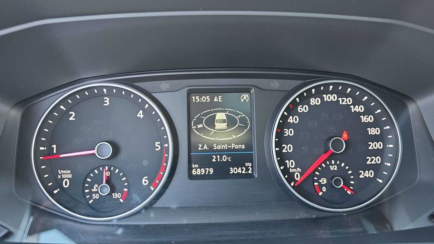 Volkswagen Multivan - Photo 12