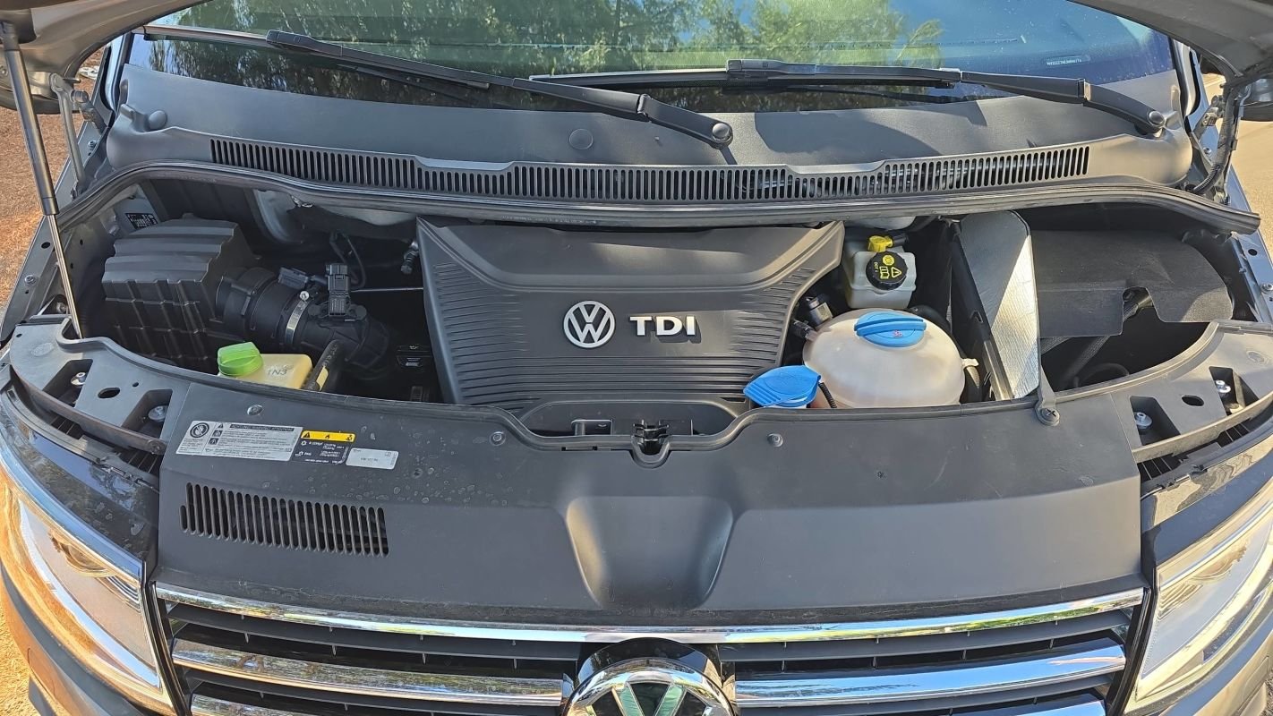 Volkswagen Multivan - Photo 15