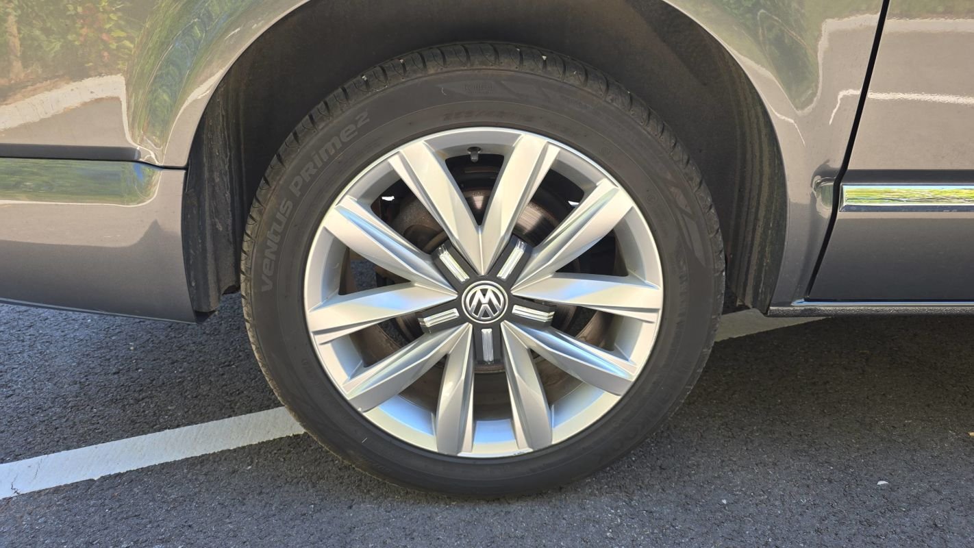 Volkswagen Multivan - Photo 16
