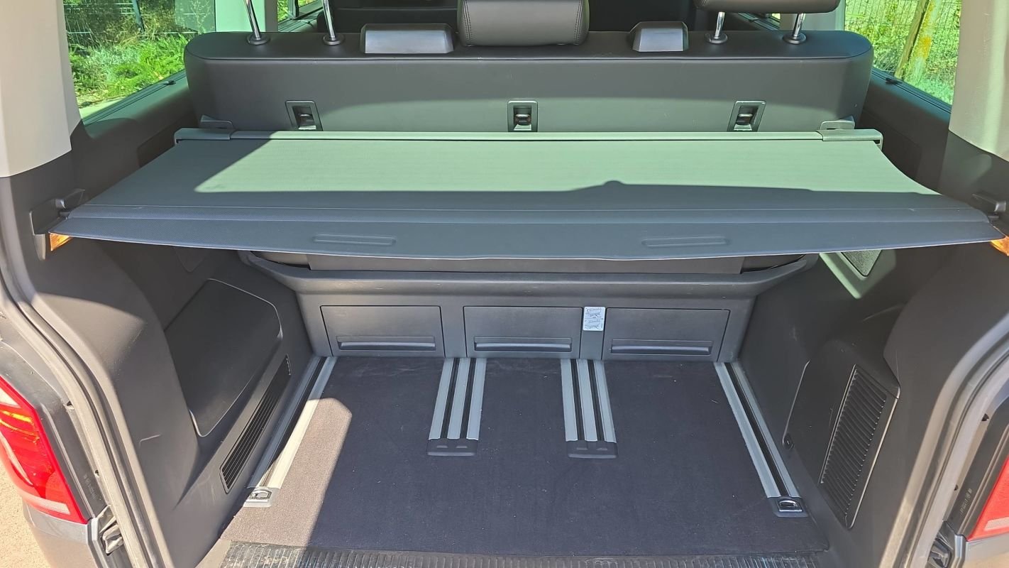 Volkswagen Multivan - Photo 27