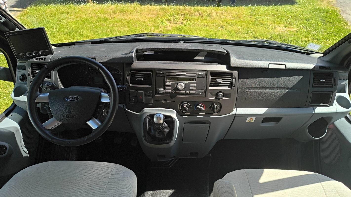 Ford Transit - Photo 11