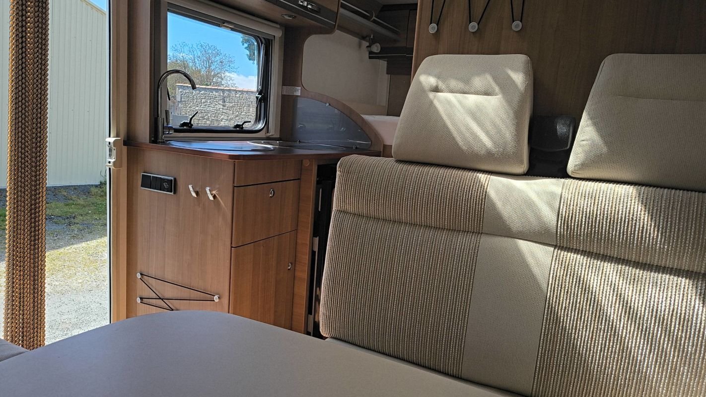 Ford Transit - Photo 9