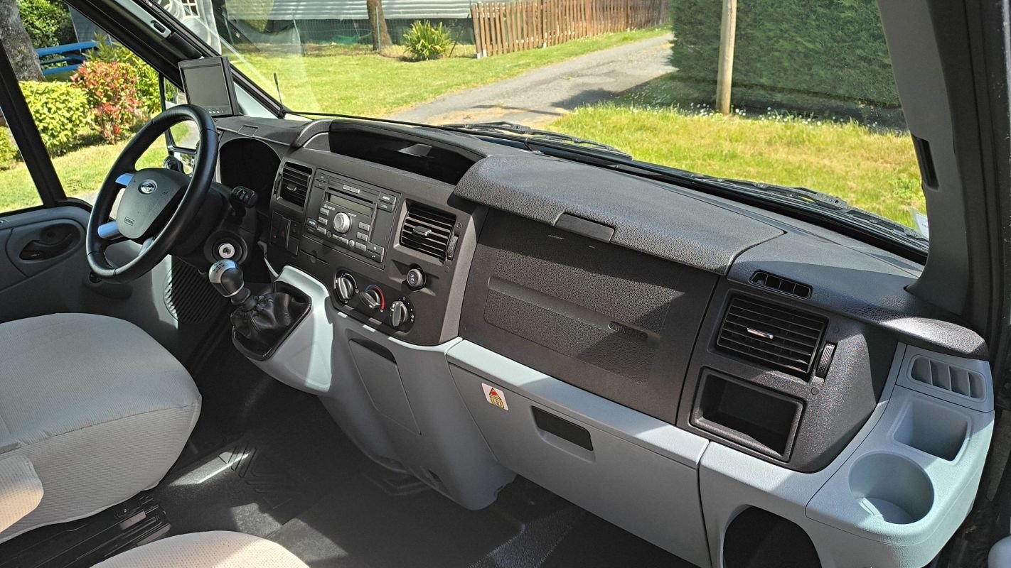 Ford Transit - Photo 10