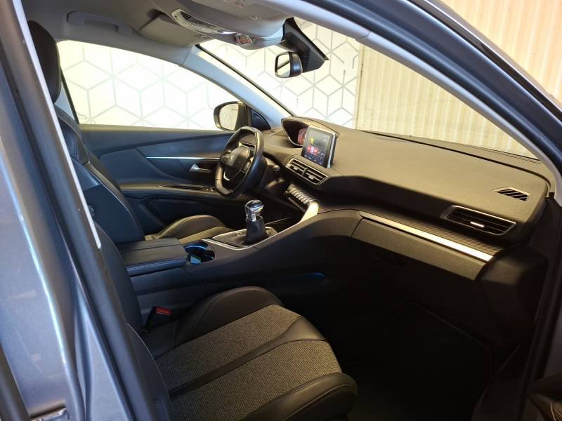Peugeot 3008 - Photo 9