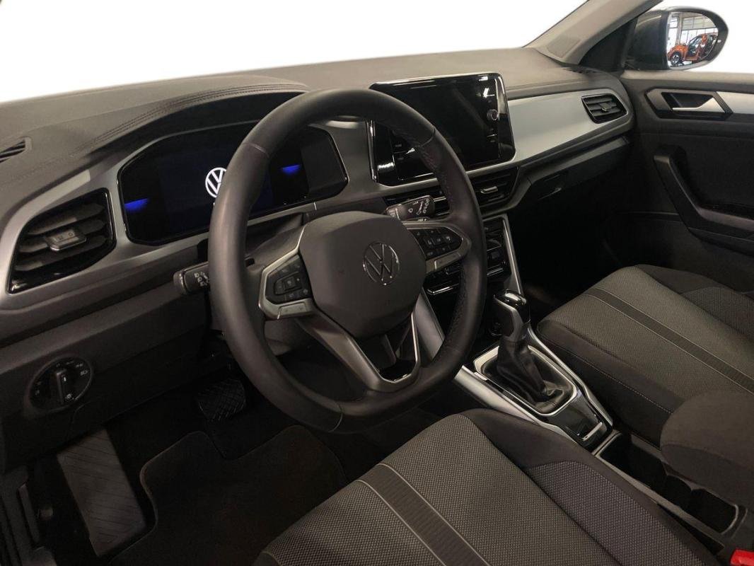 Volkswagen T-Roc - Photo 9