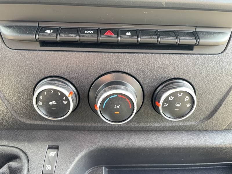 Renault Master - Photo 17