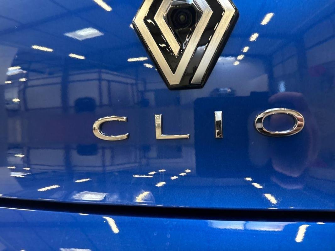Renault Clio - Photo 26