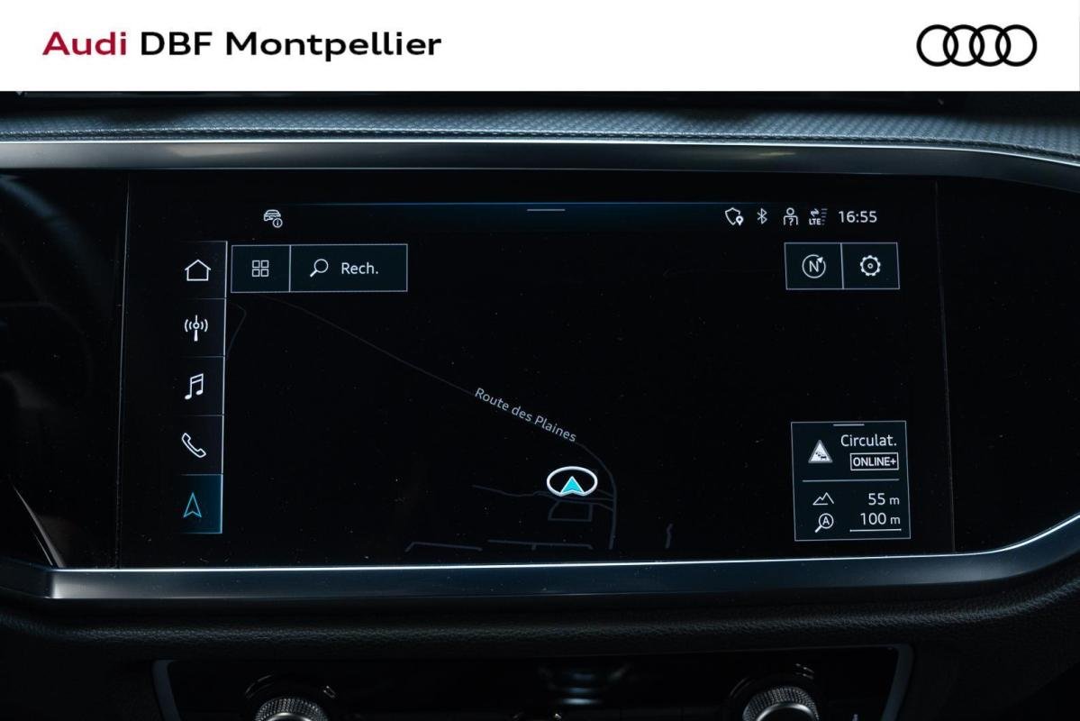 Audi Q3 - Photo 11