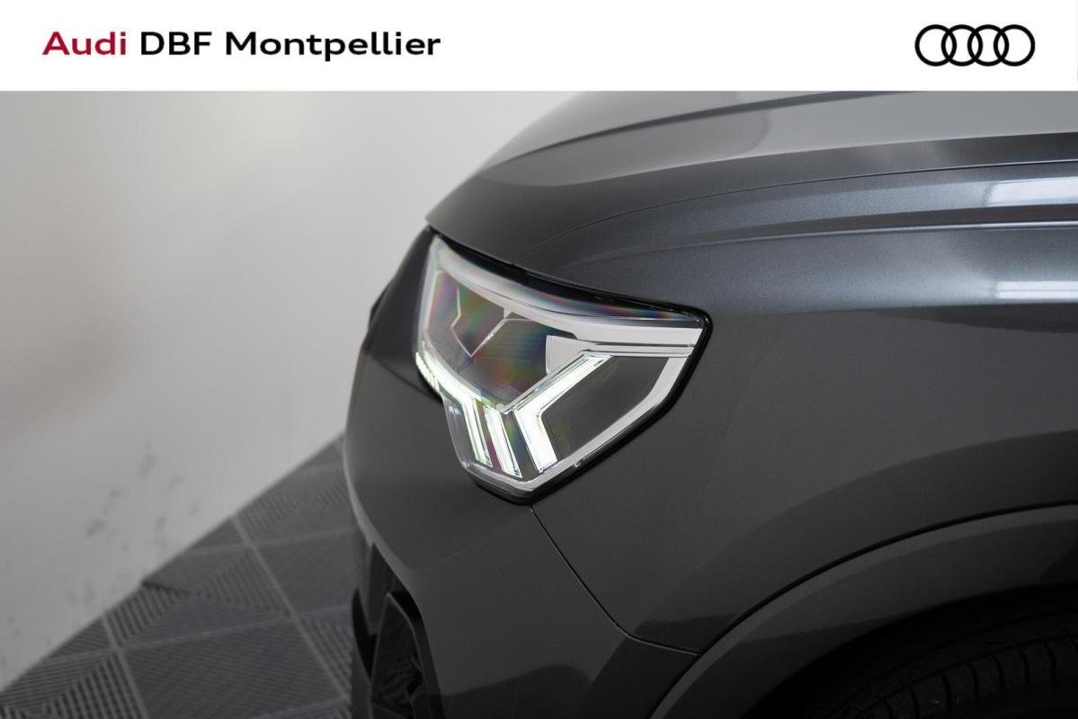 Audi Q3 - Photo 13