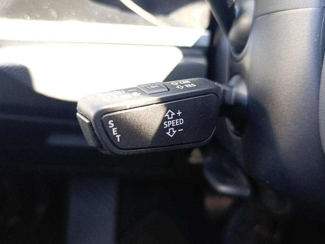 Audi Q3 - Photo 21