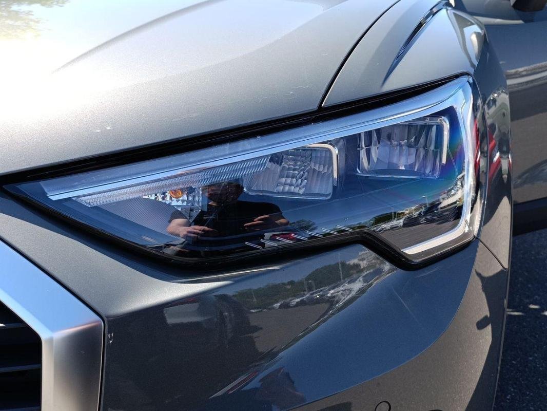 Audi Q3 - Photo 25