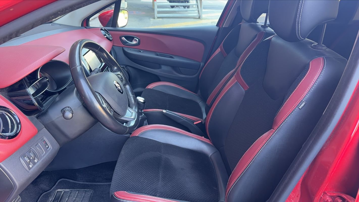 Renault Clio Estate - Photo 26