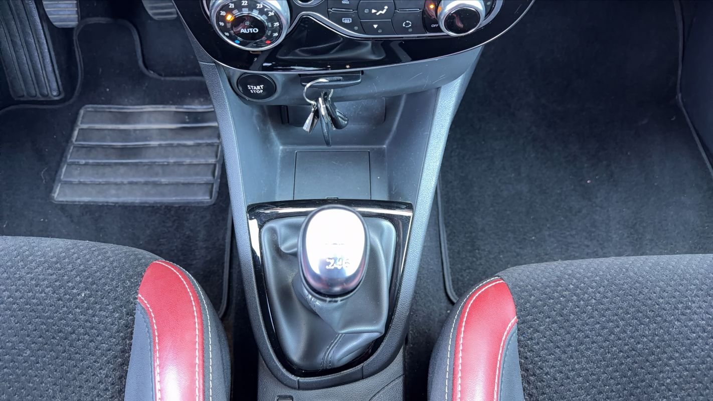 Renault Clio Estate - Photo 27