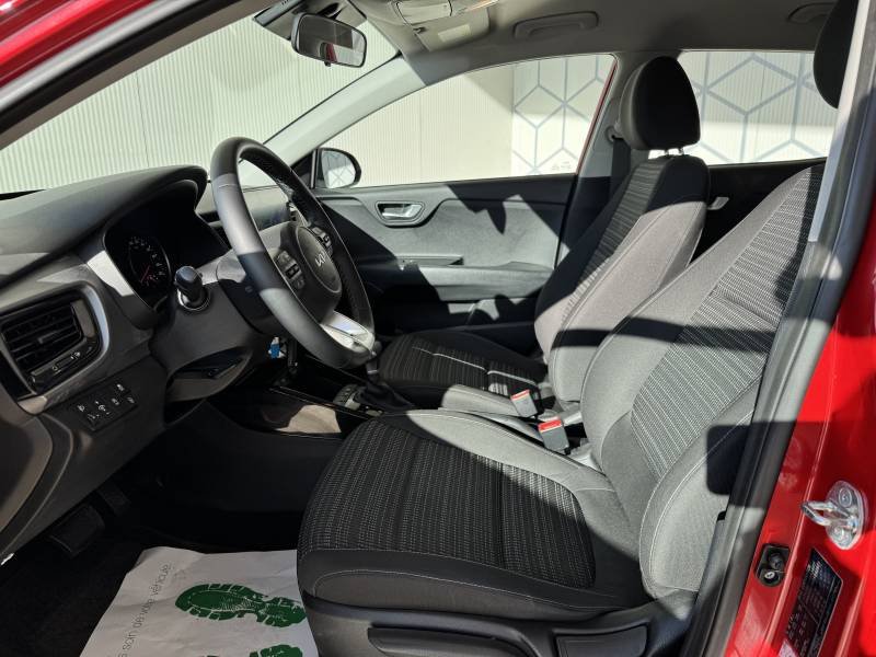 Kia Stonic - Photo 11
