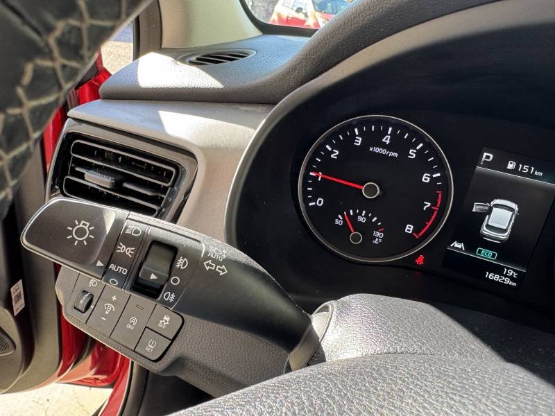 Kia Stonic - Photo 20