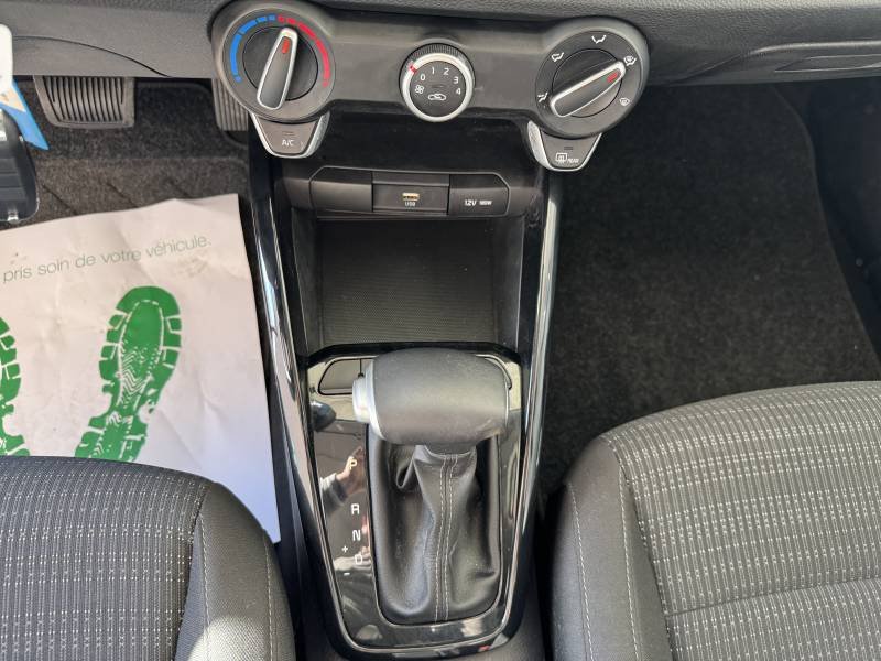 Kia Stonic - Photo 25