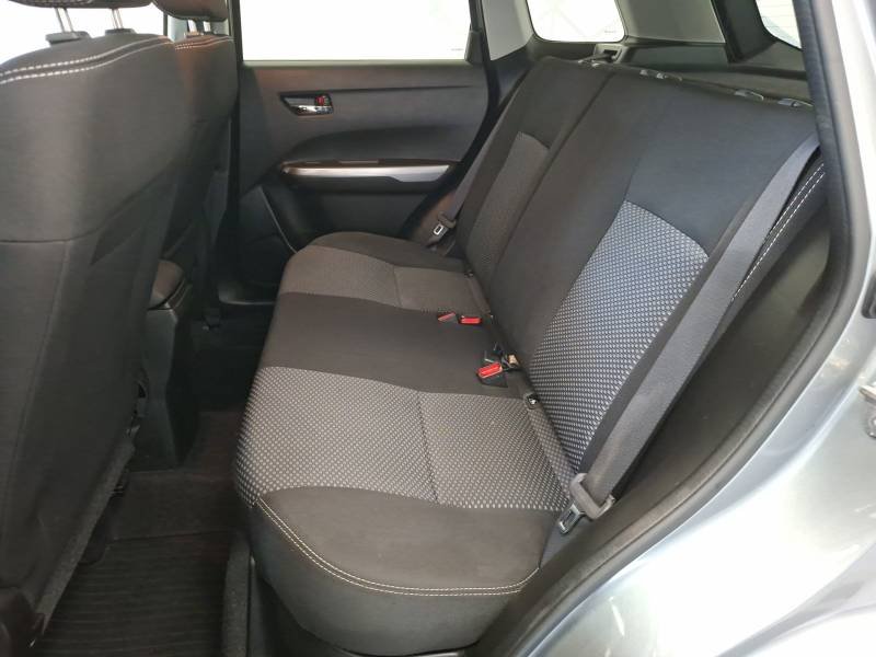 Suzuki Vitara - Photo 19