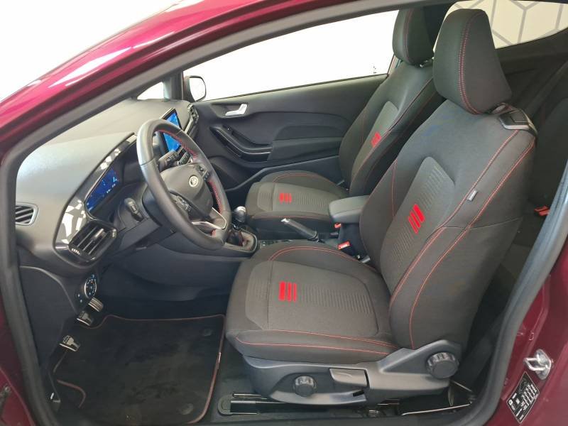 Ford Fiesta - Photo 13