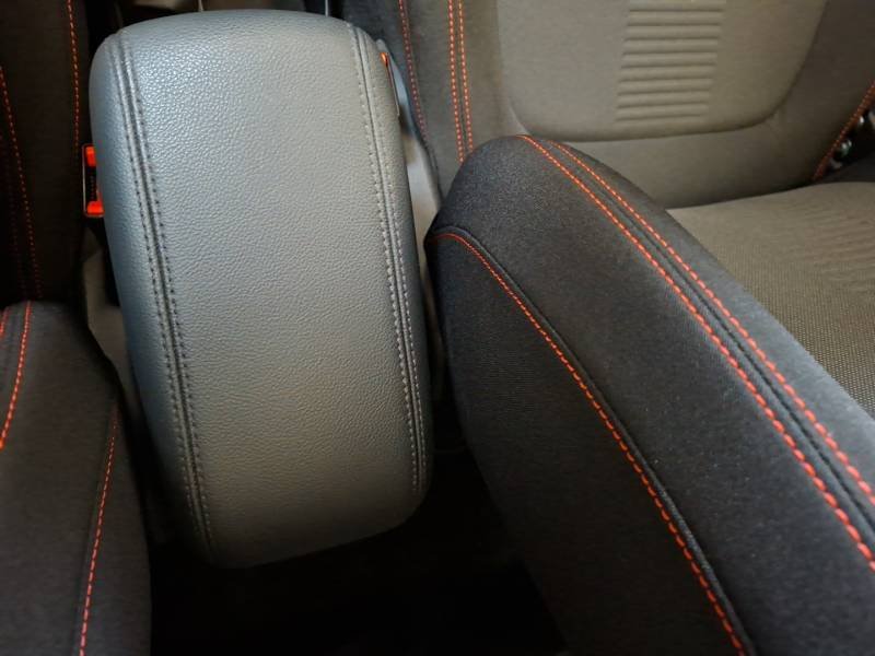 Ford Fiesta - Photo 35