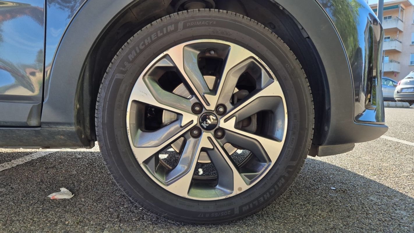 Kia Stonic - Photo 17