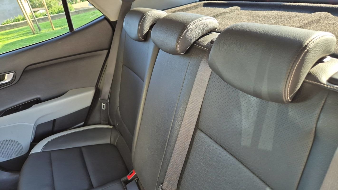 Kia Stonic - Photo 9