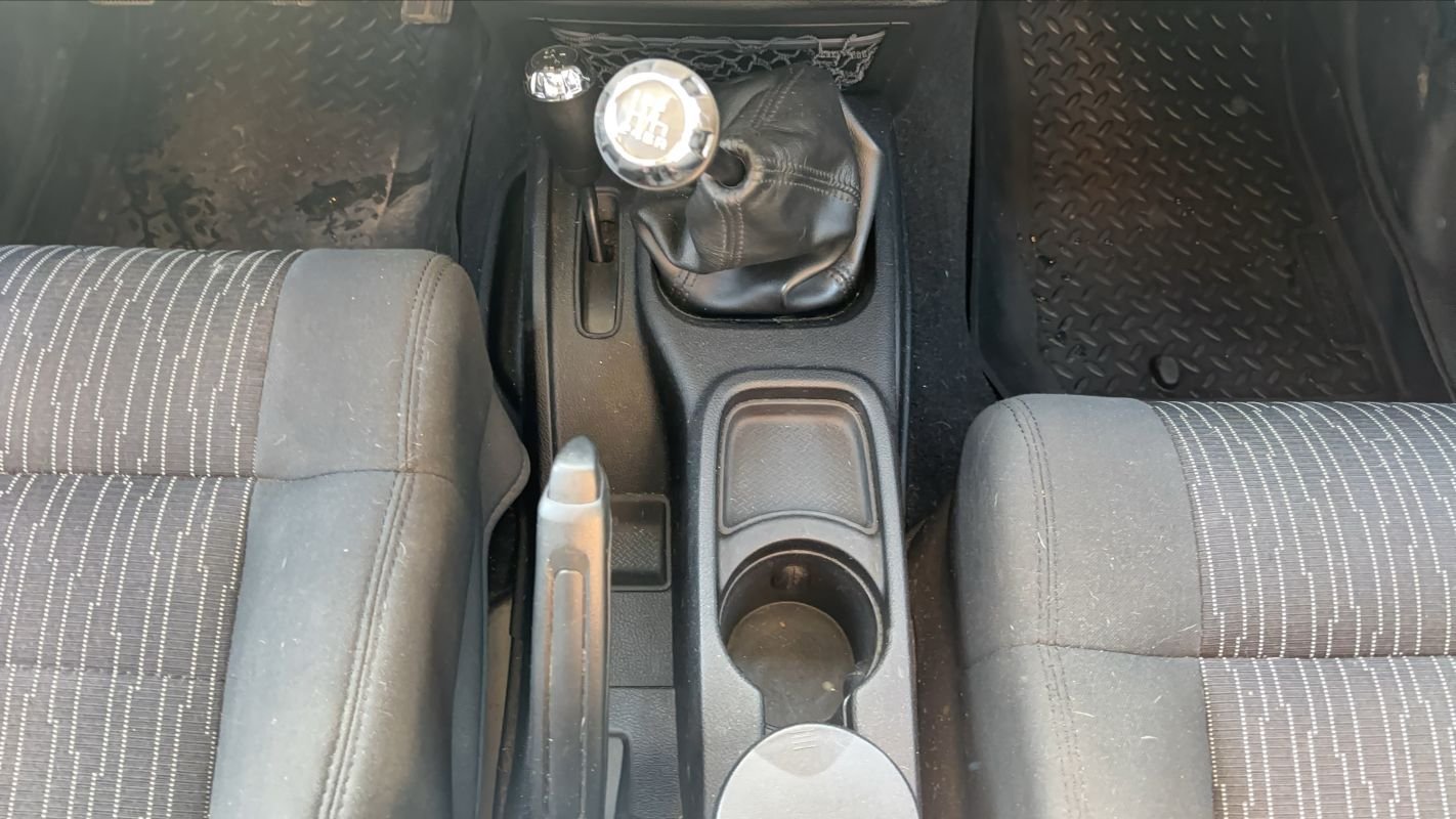 Jeep Wrangler - Photo 27