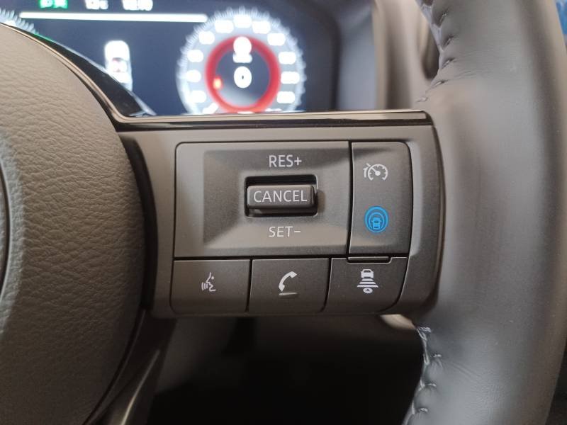 Nissan Qashqai - Photo 24