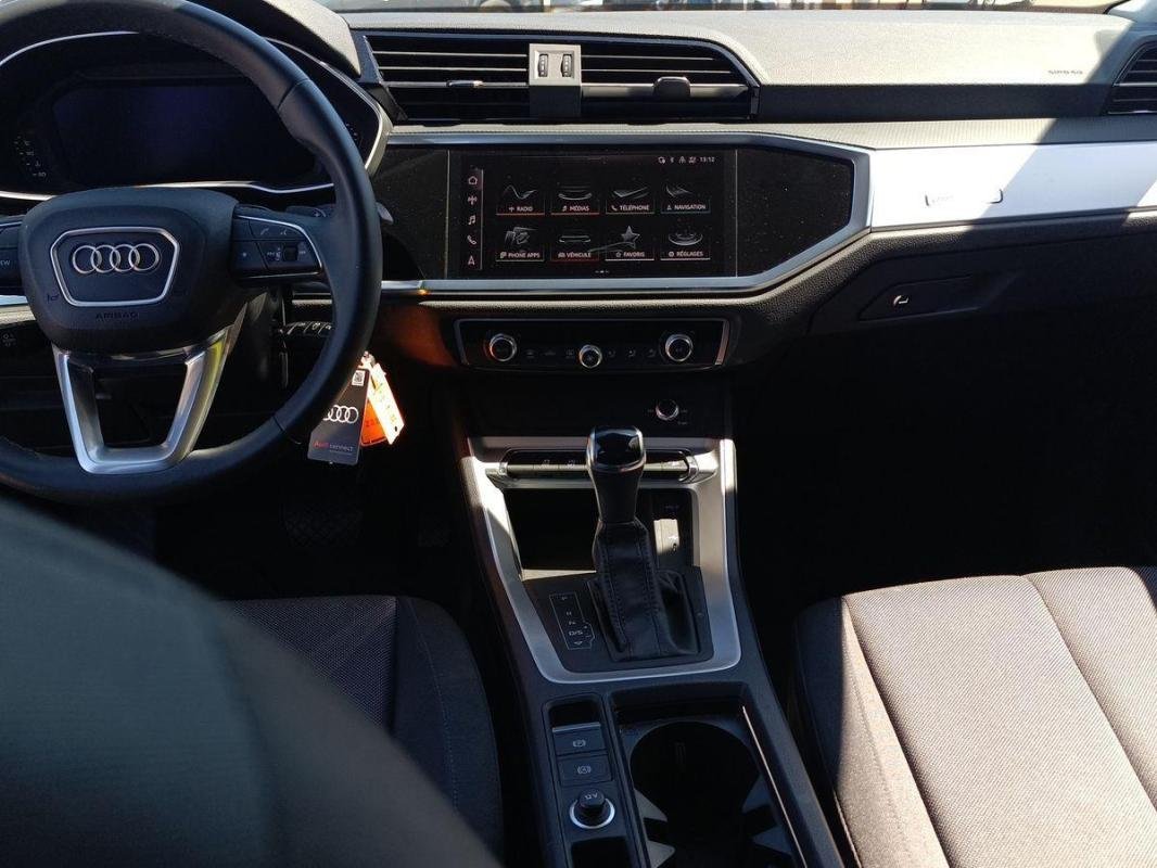 Audi Q3 - Photo 10
