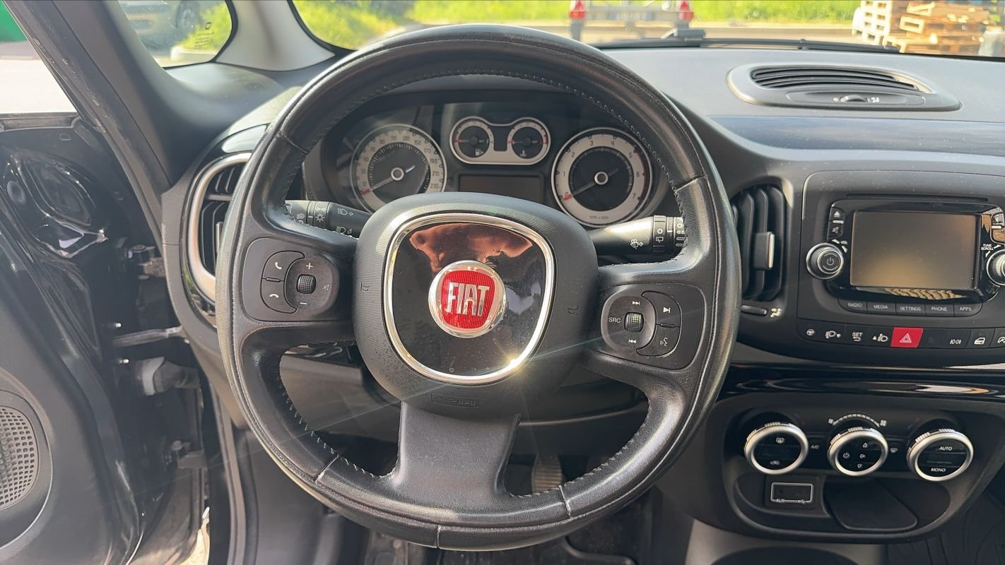 Fiat 500L - Photo 22