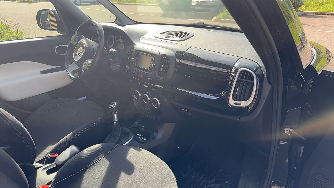 Fiat 500L - Photo 10