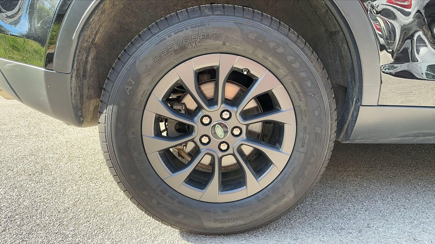 Land Rover Discovery Sport - Photo 16