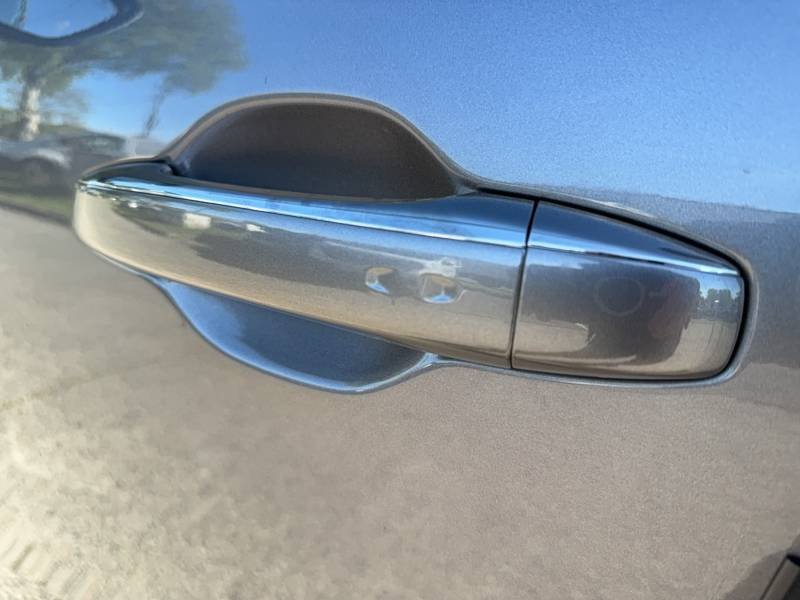 Renault Scénic - Photo 18