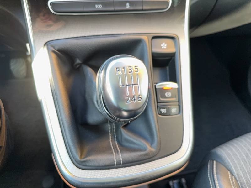 Renault Scénic - Photo 37