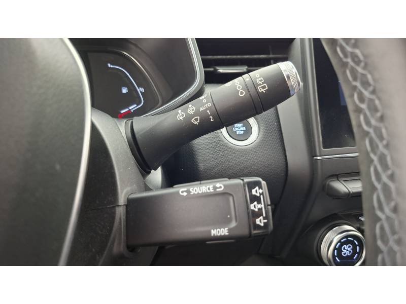 Renault Clio - Photo 24