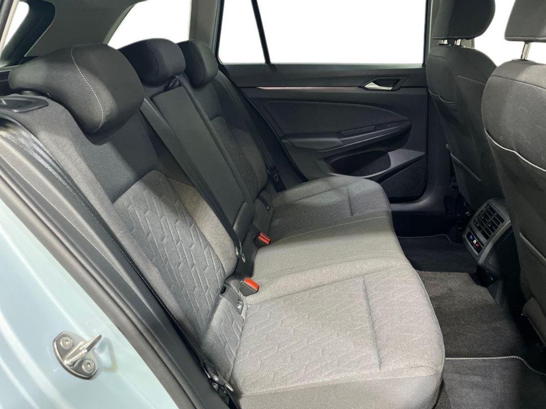Volkswagen Golf SW - Photo 23