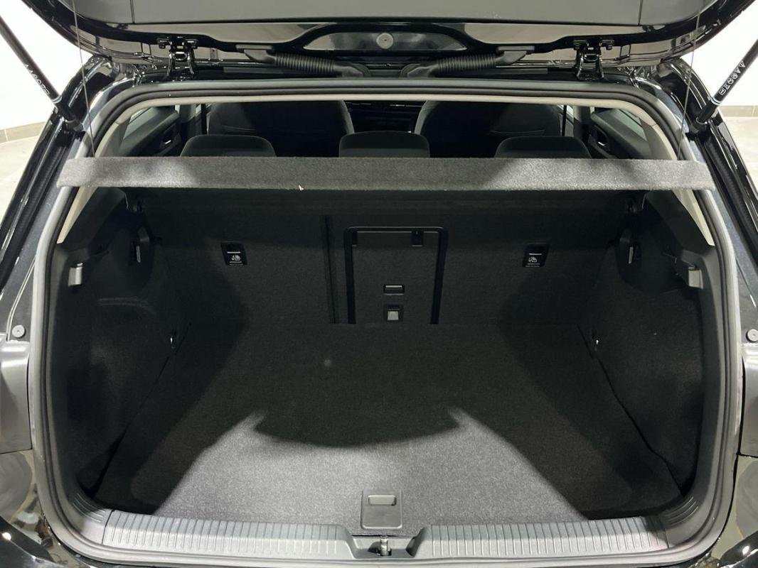 Volkswagen Golf - Photo 31