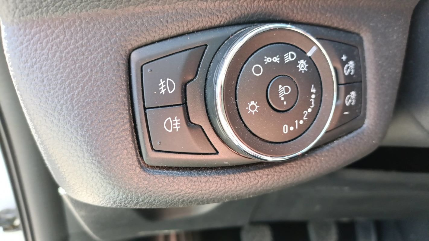 Ford B-Max - Photo 13