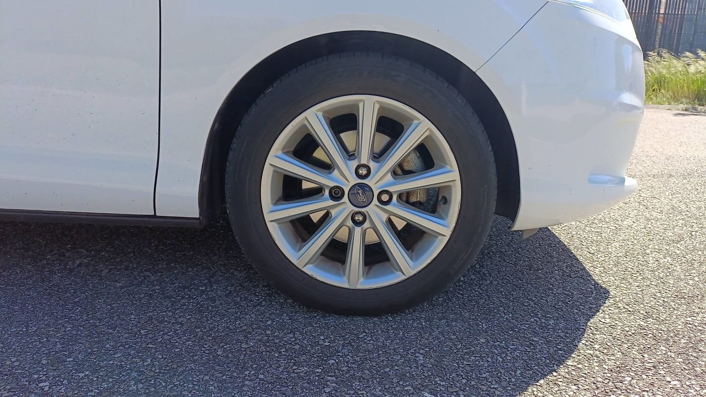 Ford B-Max - Photo 17