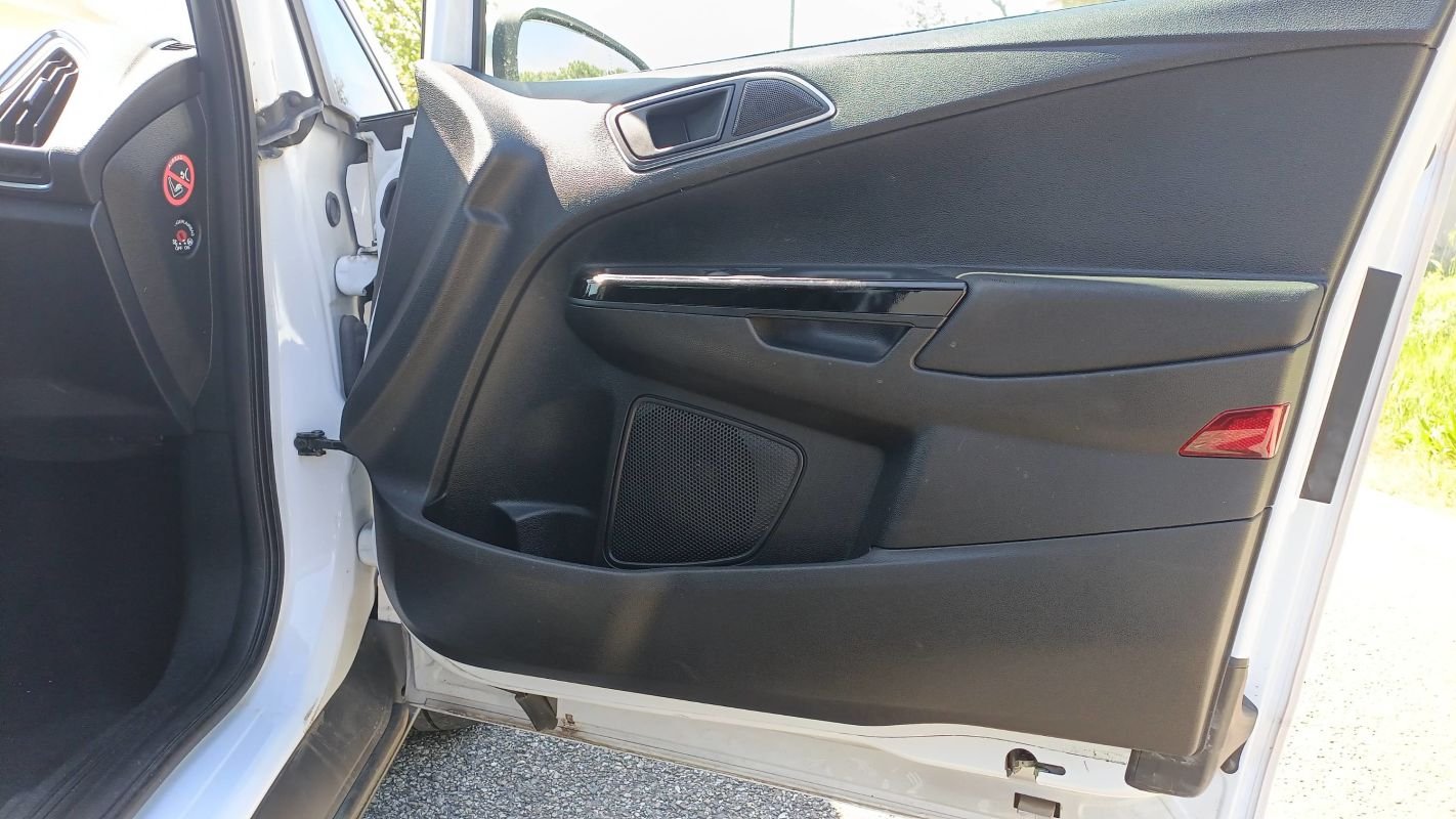 Ford B-Max - Photo 23