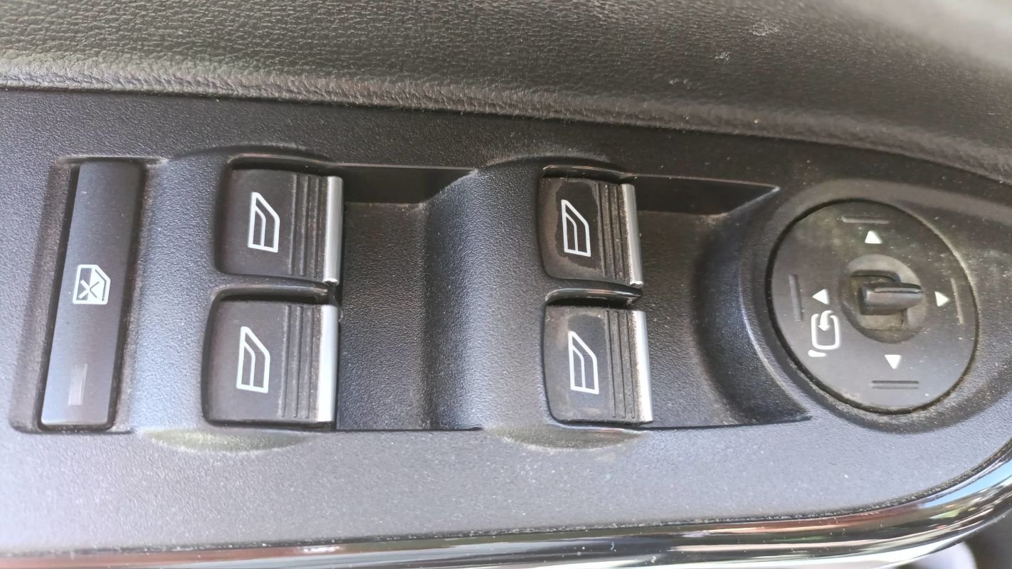 Ford B-Max - Photo 24