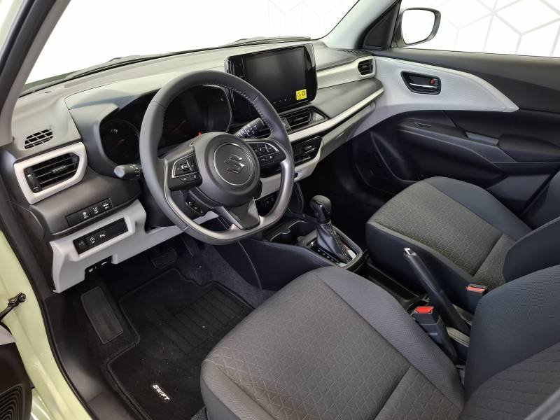 Suzuki Swift - Photo 9
