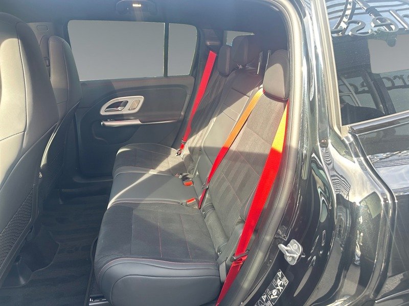 Mercedes GLB - Photo 12