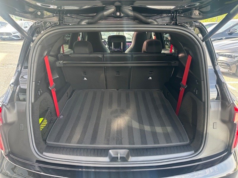 Mercedes GLB - Photo 16