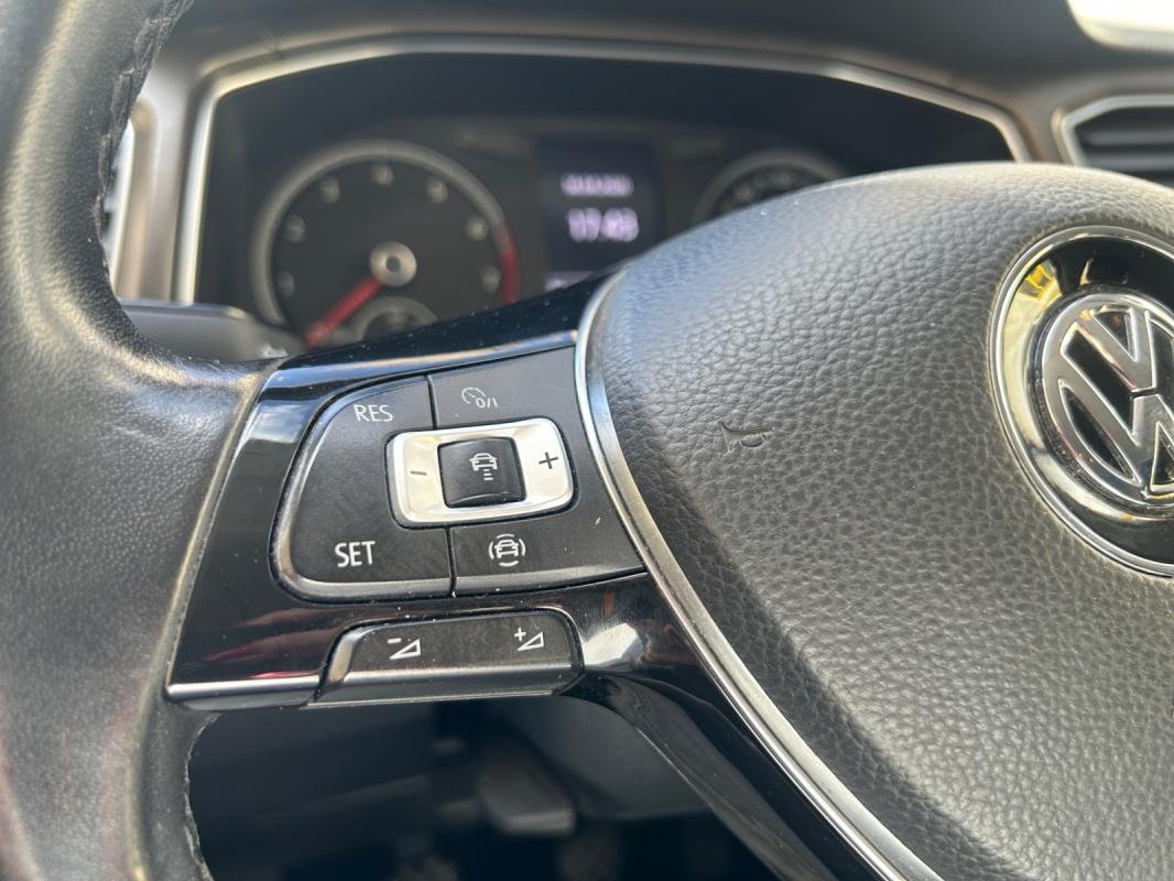 Volkswagen T-Roc - Photo 12