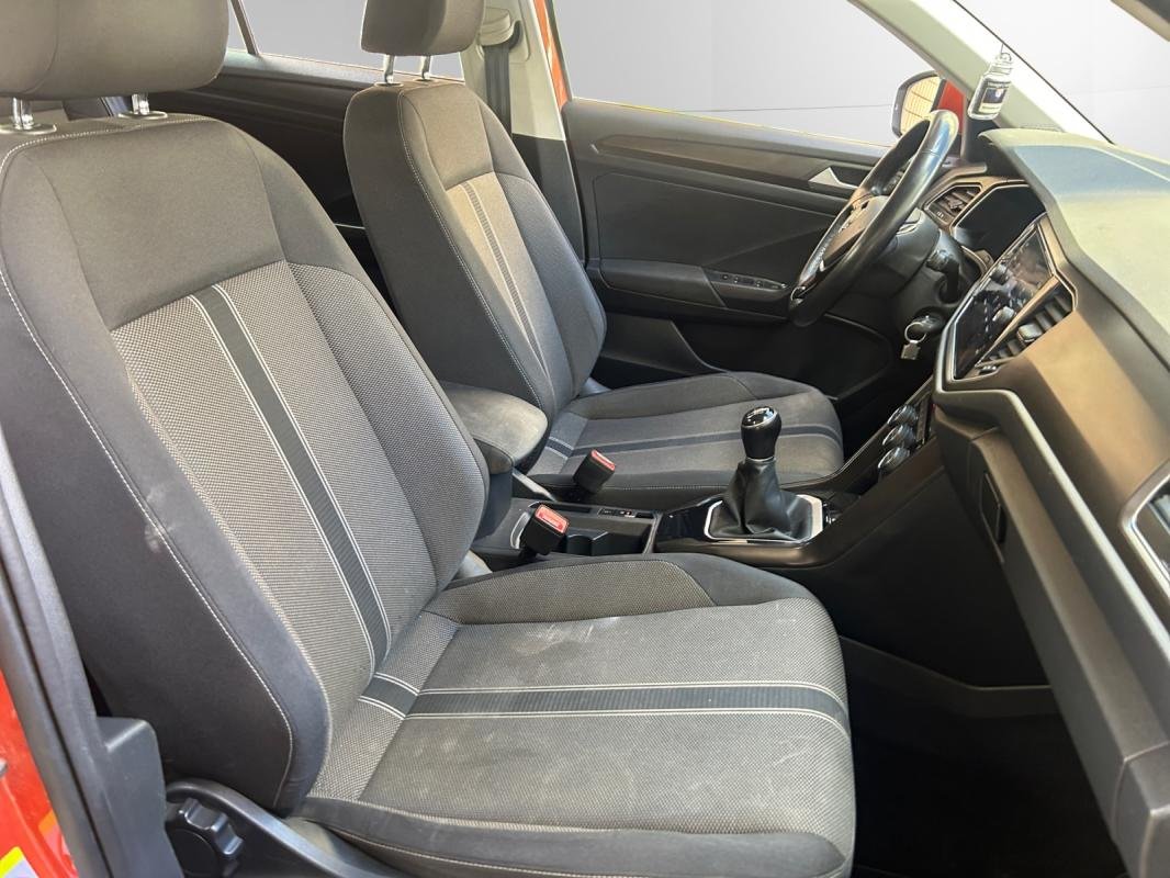 Volkswagen T-Roc - Photo 15