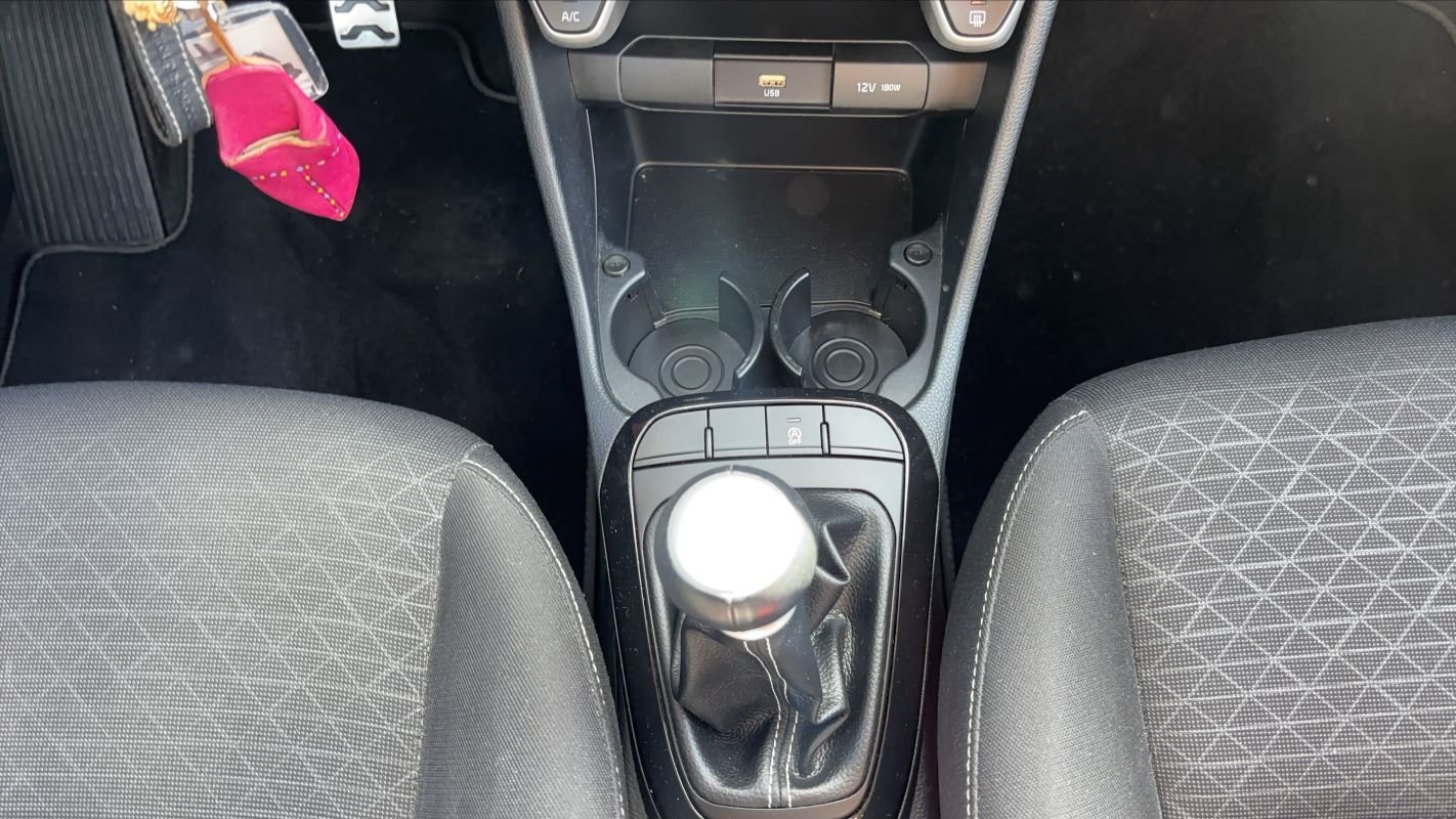Kia Picanto - Photo 26