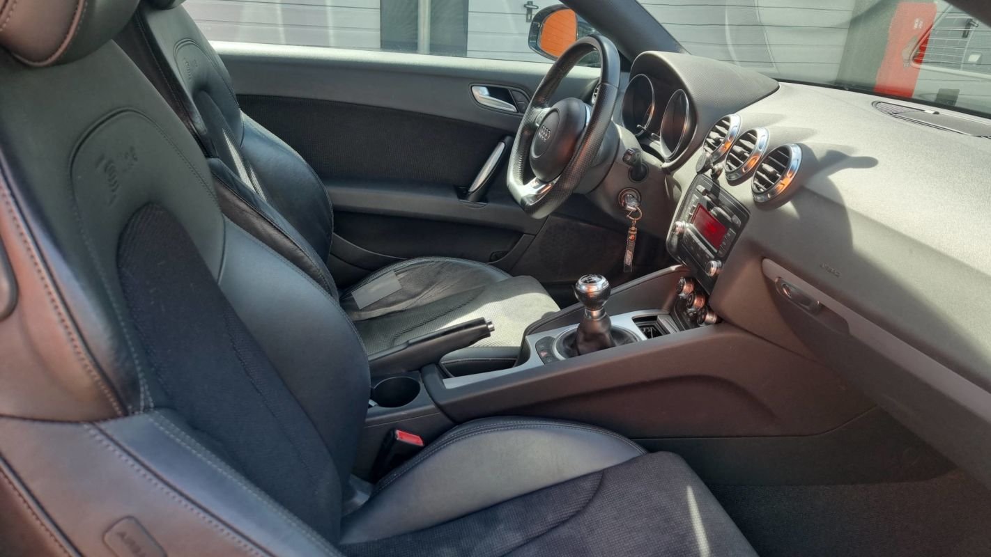 Audi TT - Photo 25