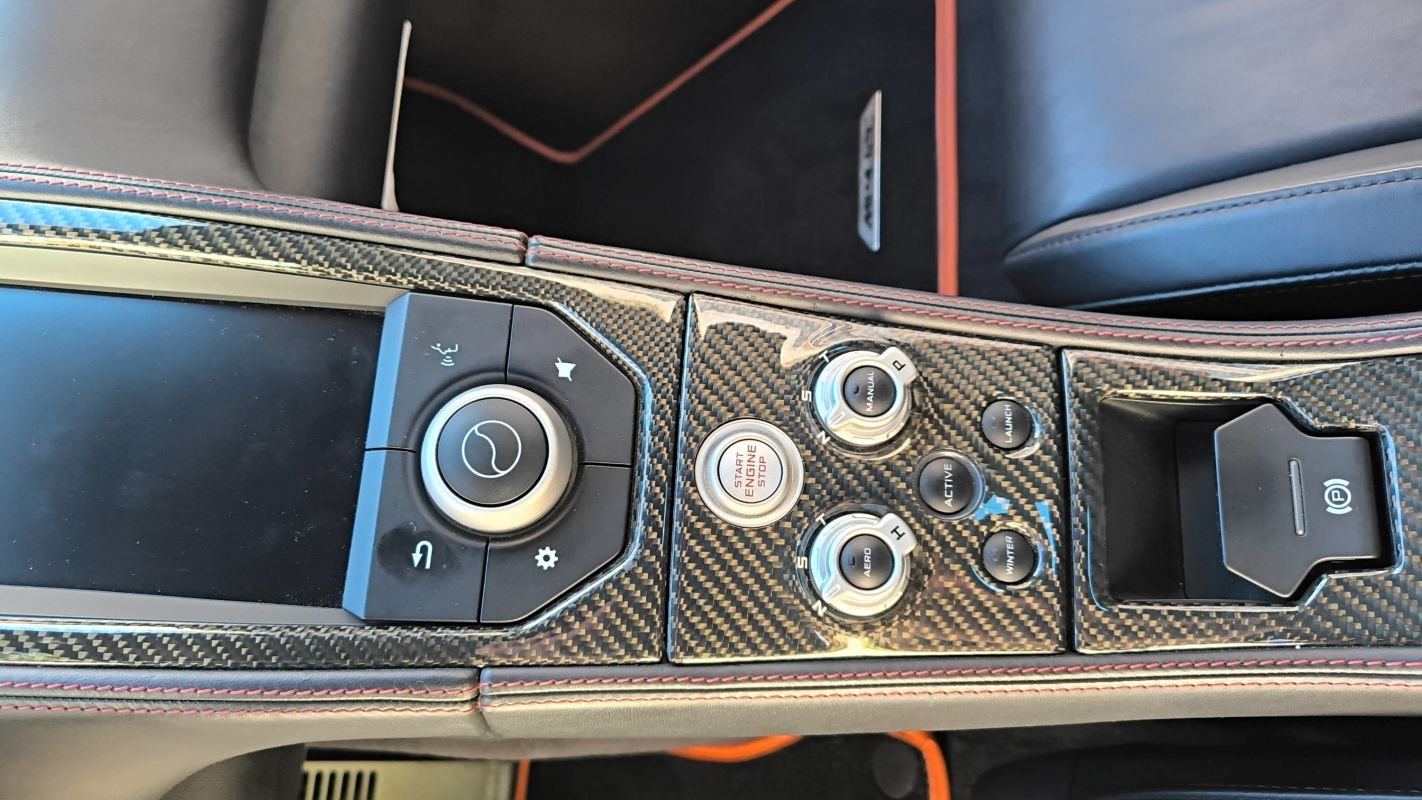 McLaren MP4-12C - Photo 13